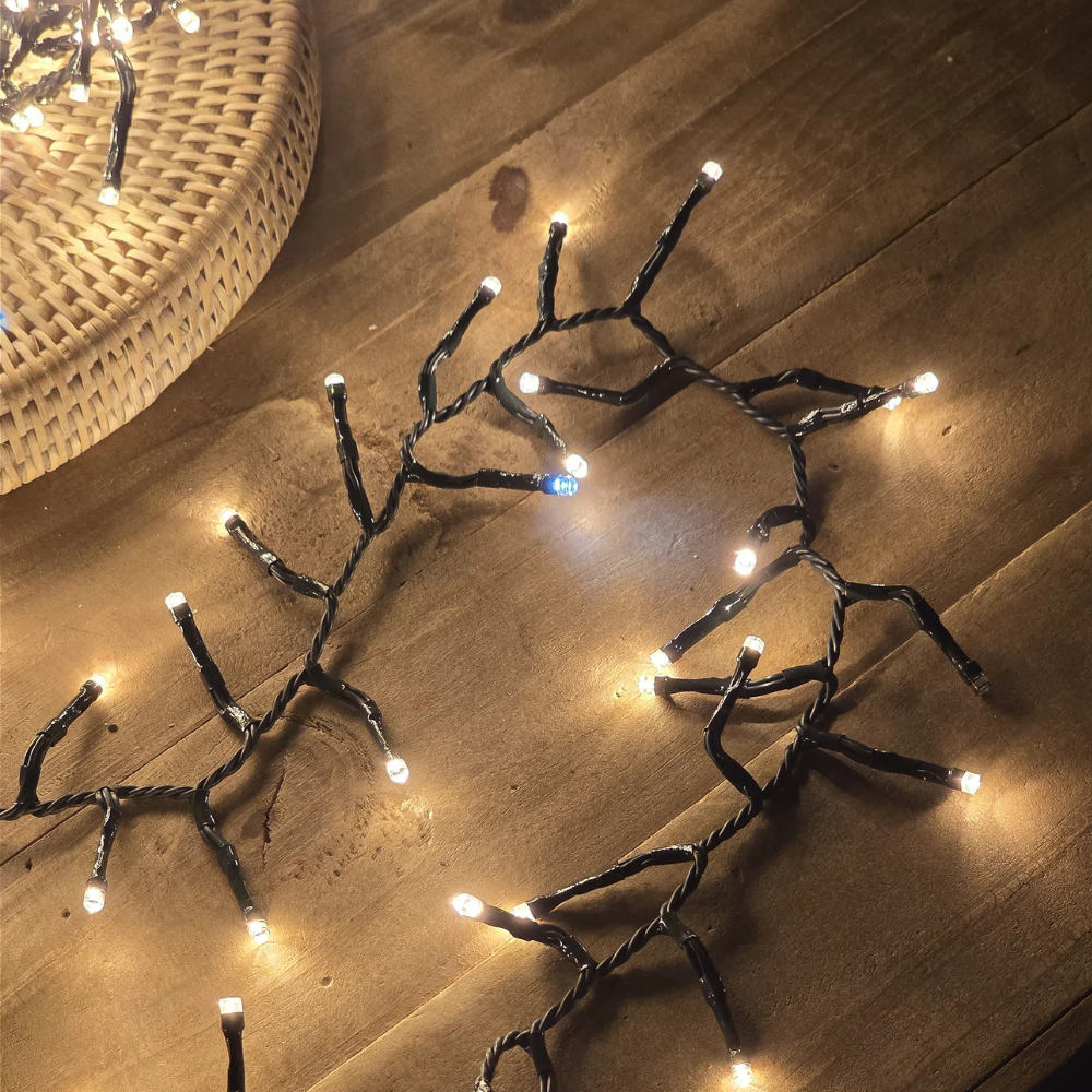 Pisca Festão 1000 LEDs Quentes com Estrobo Branco Frio - 50m/80m, Bivolt, Uso Interno e Externo