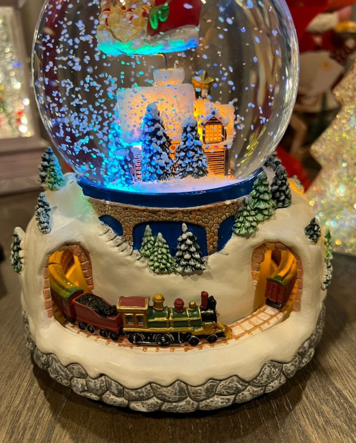 Globo de Neve de Natal com Trem Animado - Único EXCLUSIVO