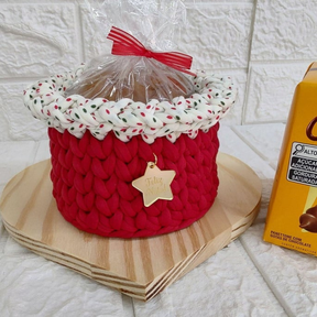 Porta Panetone de Crochê Artesanal - Decoração e Presente de Natal