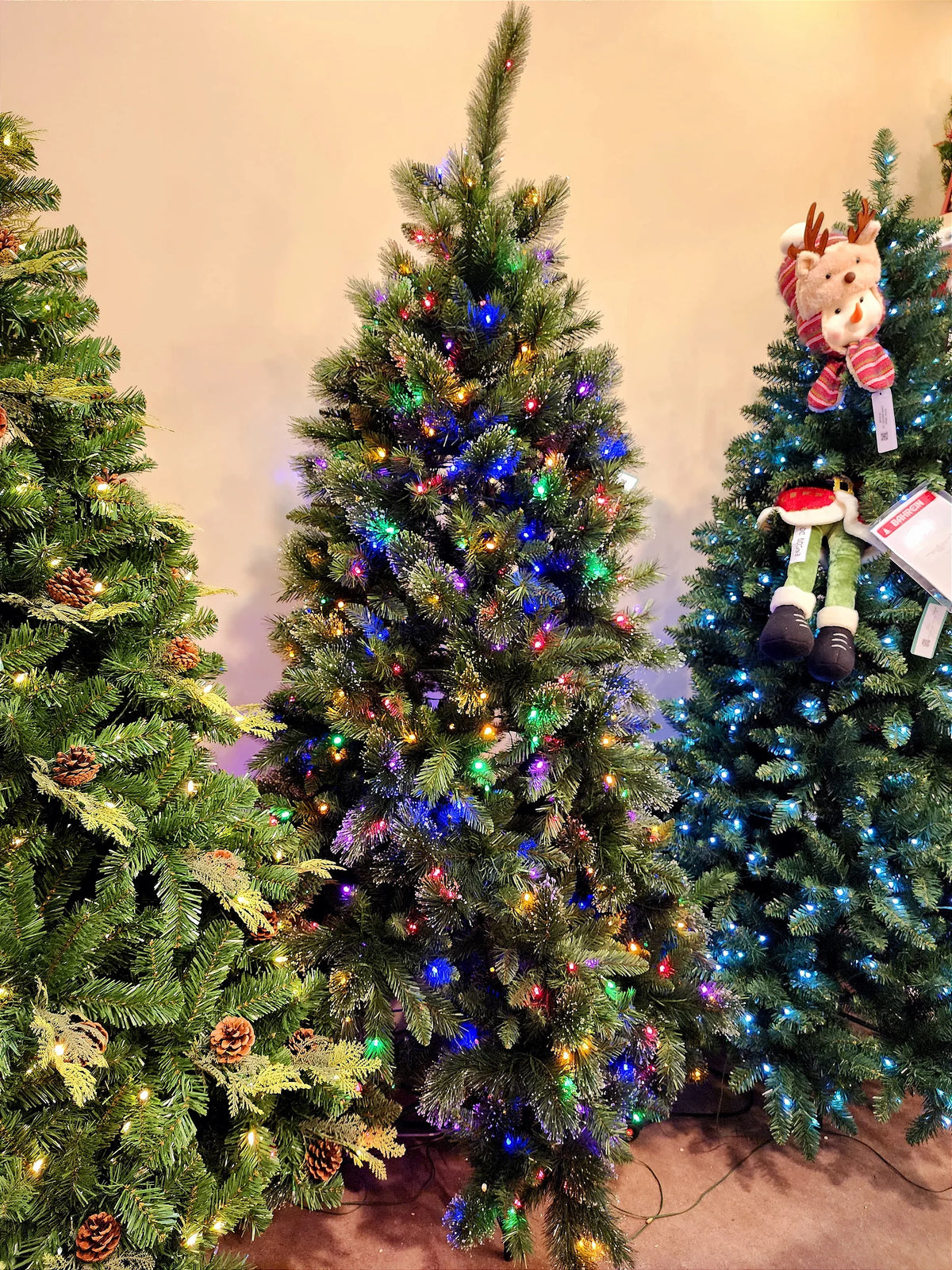 Árvore Realista Colorado 300 LEDs Bicolor 860 Galhos 2,10 cm Bivolt