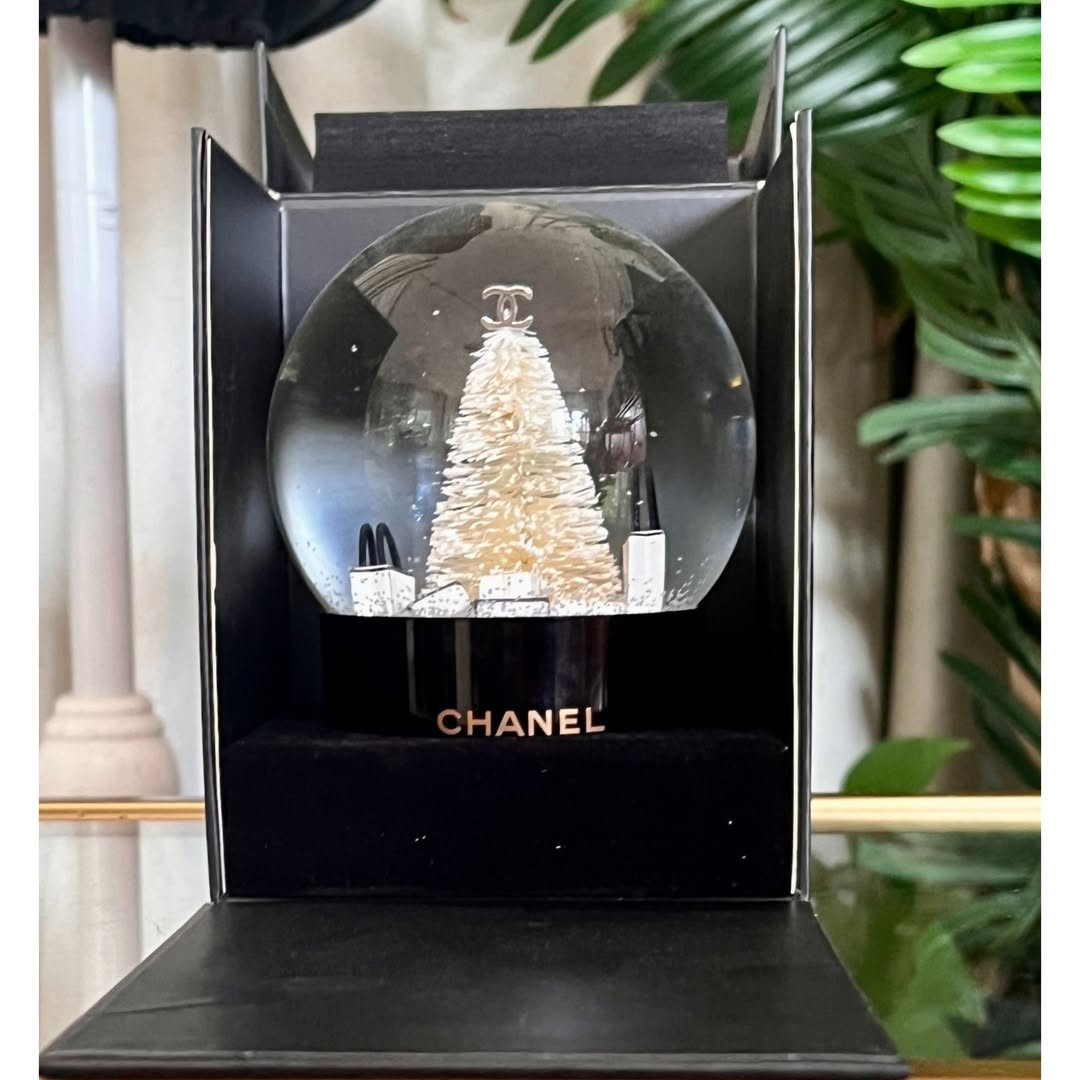 Globo de Neve de Natal CHANEL - Único EXCLUSIVO