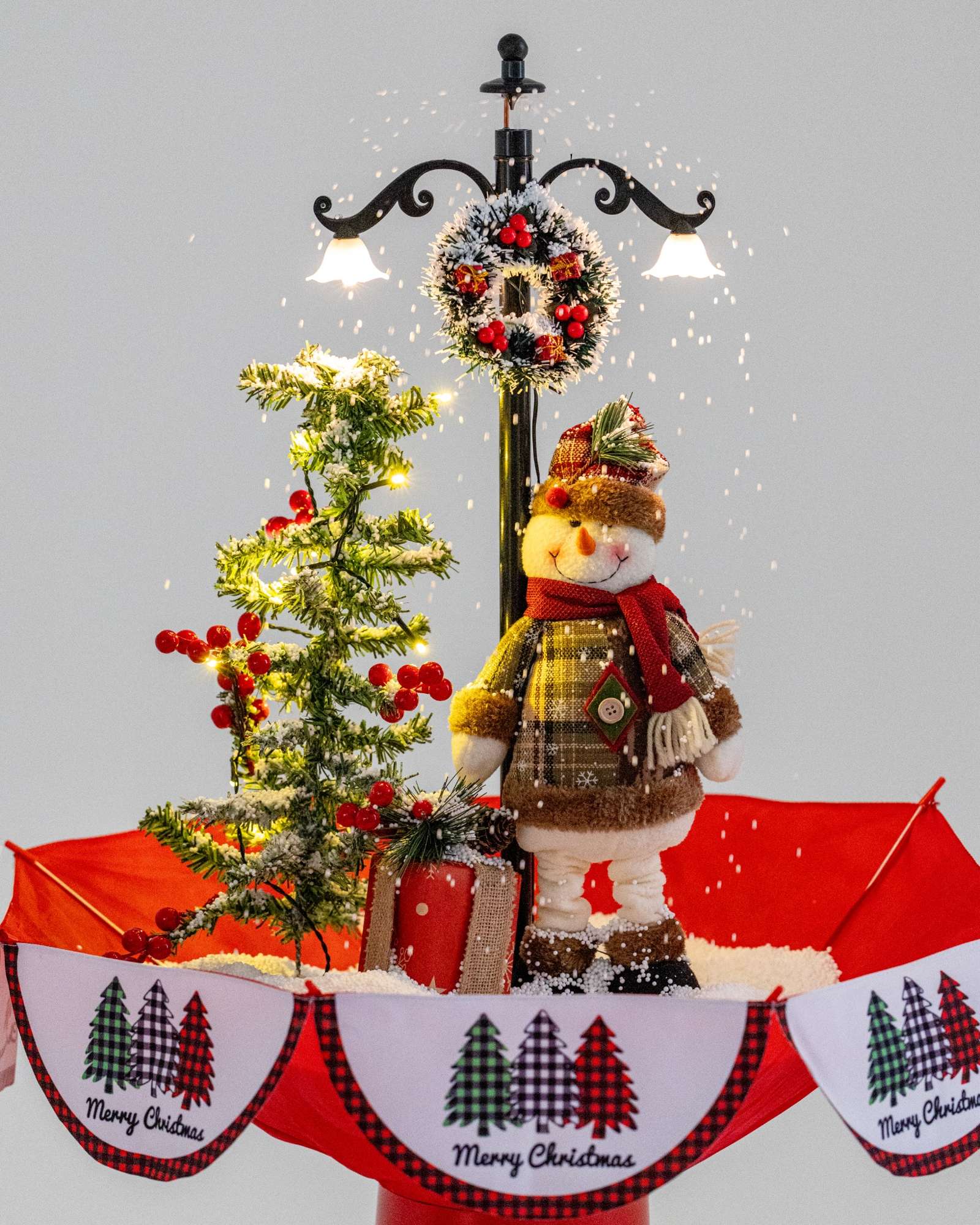 Árvore de Natal Mini Boneco de Neve com Base de Guarda-Chuva com Neve 65 x75
