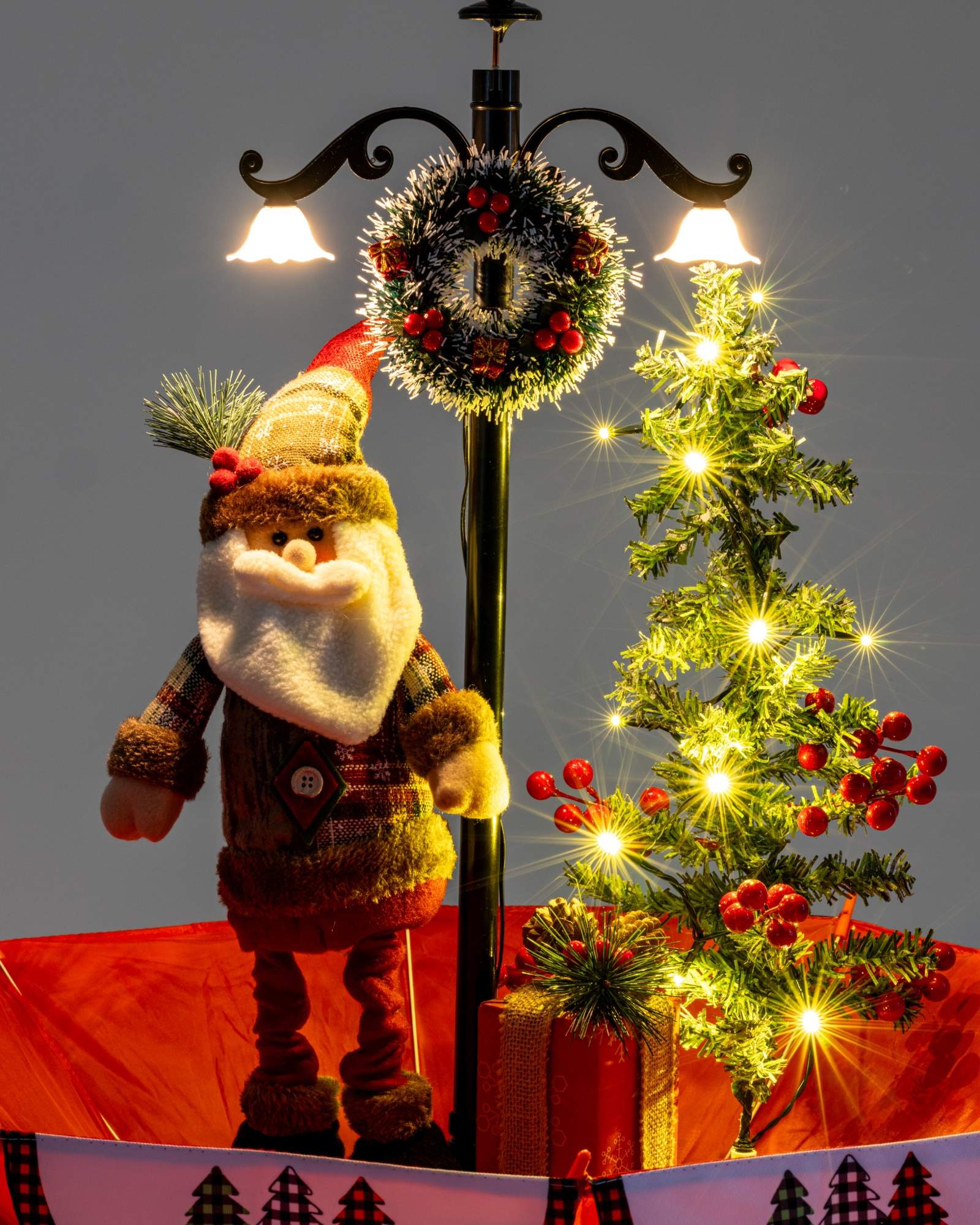 Árvore de Natal Mine com Papai Noel, Base de Guarda-Chuva com Neve 65 x75