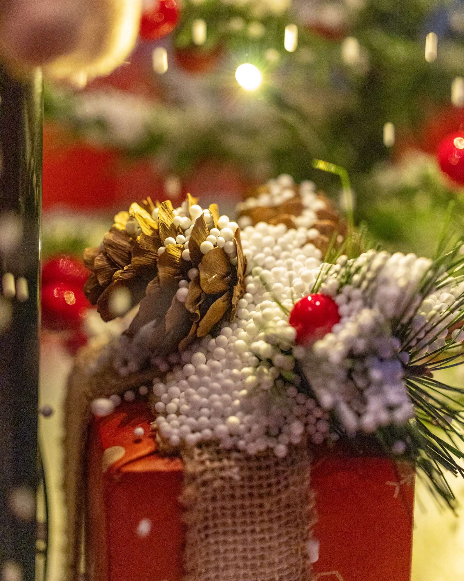 Árvore de Natal Mine com Papai Noel, Base de Guarda-Chuva com Neve 65 x75