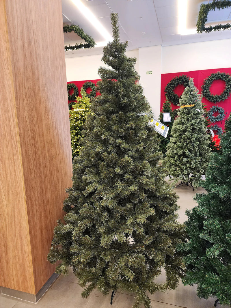 Árvore de Natal Tradicional Ipanema 2,10m 720 Galhos – Pré-Venda 2025