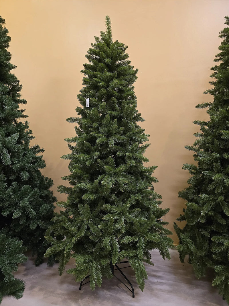 Árvore de Natal Slim Bryant 2,40m 1576 Galhos – Pré-Venda 2025