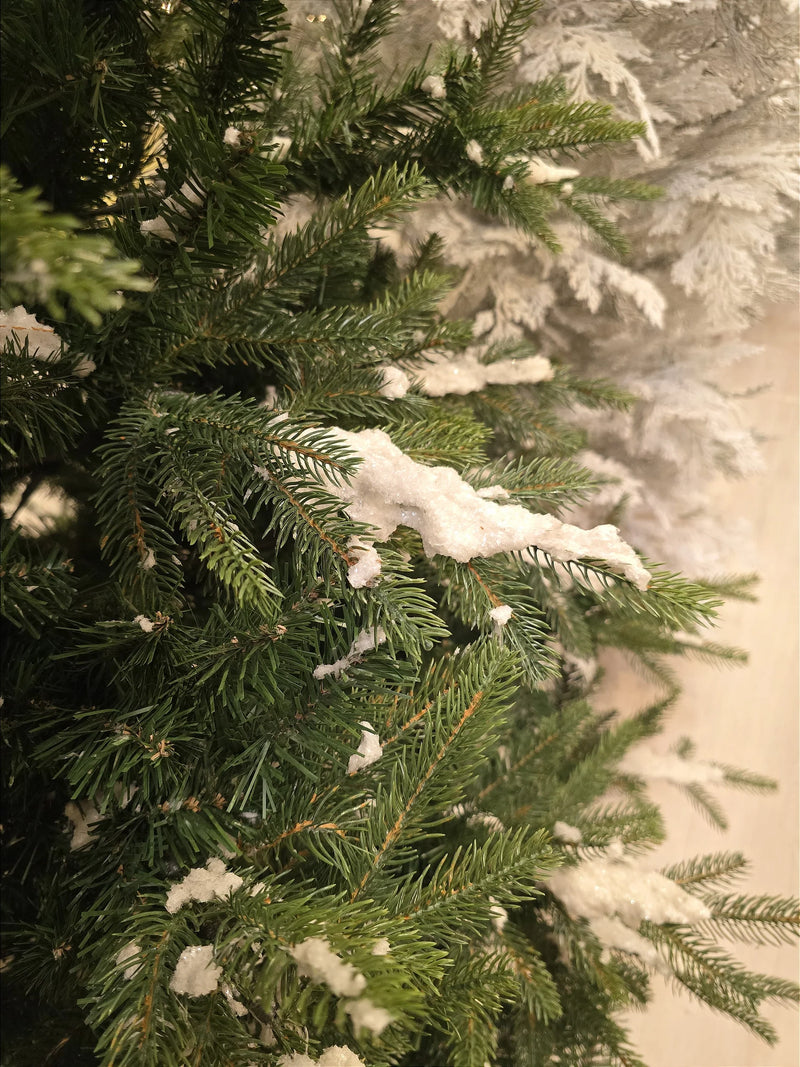 Árvore de Natal Pinheiro Super Realista New Jersey 2,10m 1240 Galhos – Pré-Venda 2025