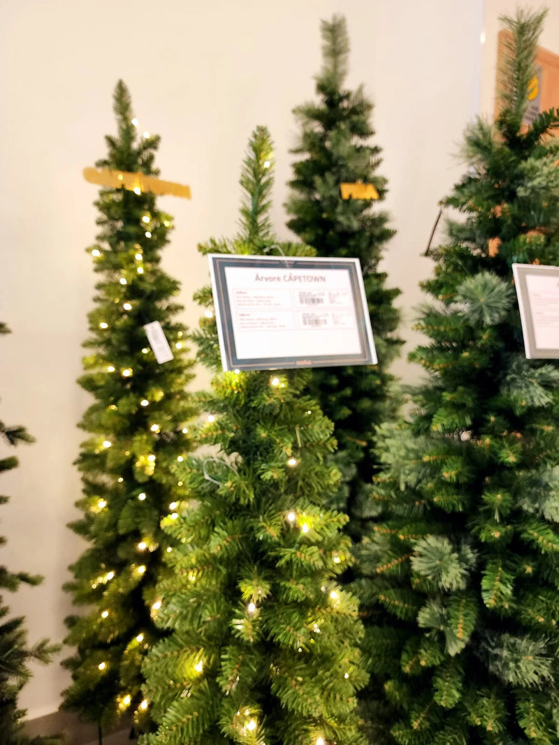 Árvore de Natal Slim Barcelona 1,80m 260 Galhos 100 LEDs Warm – Pré-Venda 2025